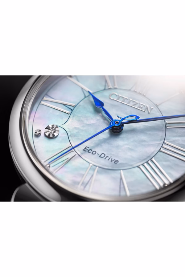 CITIZEN 星辰 L系列 幸福鈴蘭永恆款 光動能女錶 EM1060-87N：圖片 9