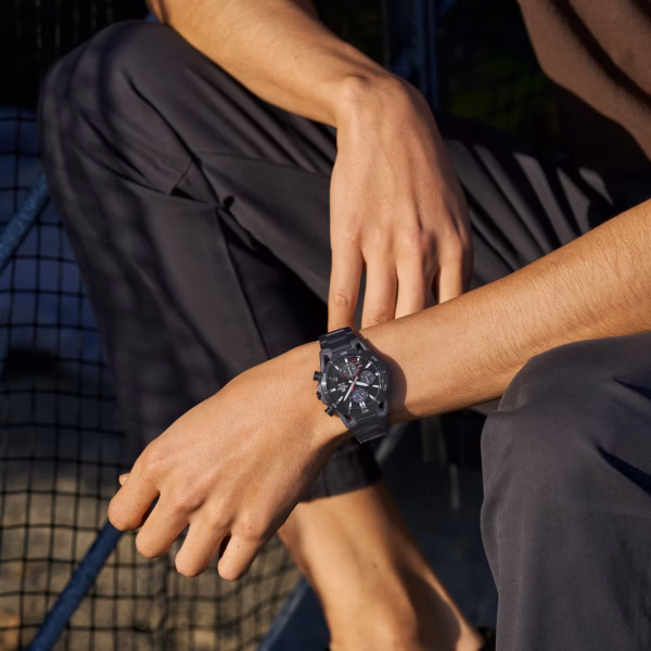 CASIO 卡西歐 EDIFICE EQS-960DC-1AV 全黑碳纖維 太陽能計時賽車錶：圖片 8