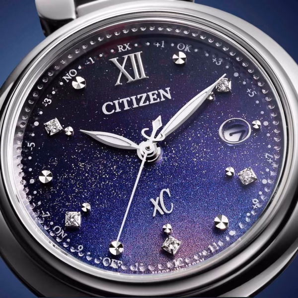 CITIZEN 星辰 xC DEAR Collection 限量款 夜空彩虹系列 鈦金屬光動能電波女錶 ES9460-70L：圖片 5