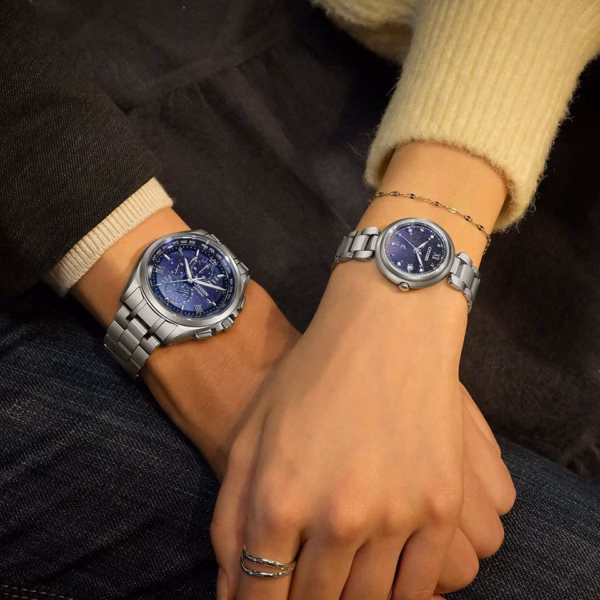 CITIZEN 星辰 xC DEAR Collection 限量款 夜空彩虹系列 鈦金屬光動能電波女錶 ES9460-70L：圖片 10