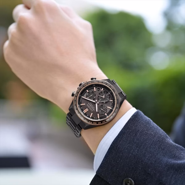 CITIZEN 星辰 ATTESA ACT Line 黑鈦系列 玫瑰金光動能GPS衛星對時錶 CC4074-61W：圖片 9