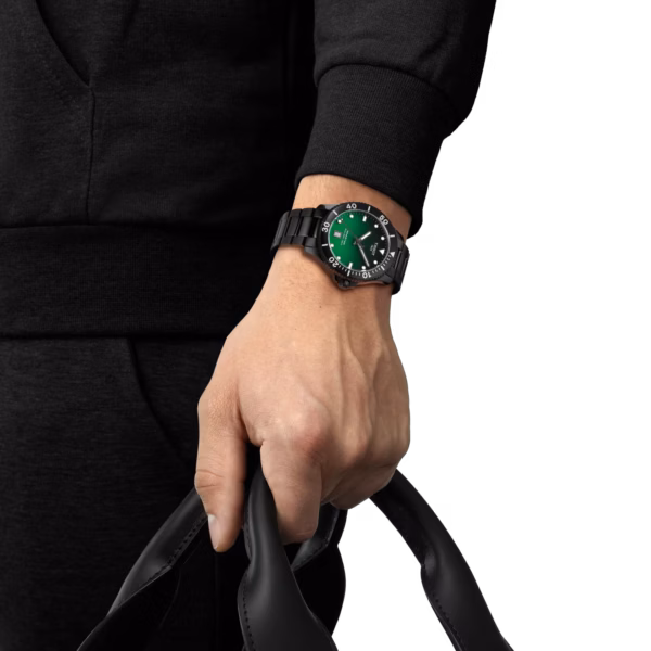 TISSOT 天梭 Seastar 1000 40mm 漸層綠海星潛水錶 T120.410.33.091.00：圖片 5