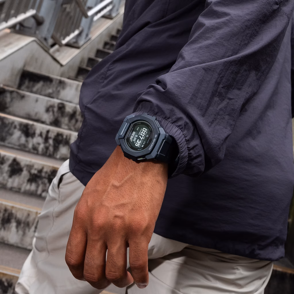 CASIO 卡西歐 G-SHOCK GBD-300-1DR G-SQUAD 黑色八角 運動訓練數位錶