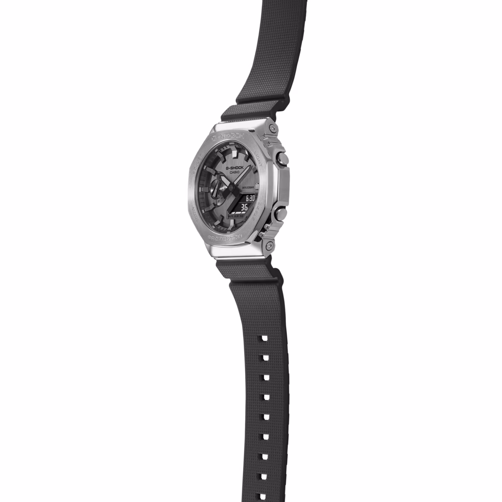 CASIO 卡西歐 G-SHOCK GM-2100-1ADR 質感銀 八角系列 數位指針雙顯錶