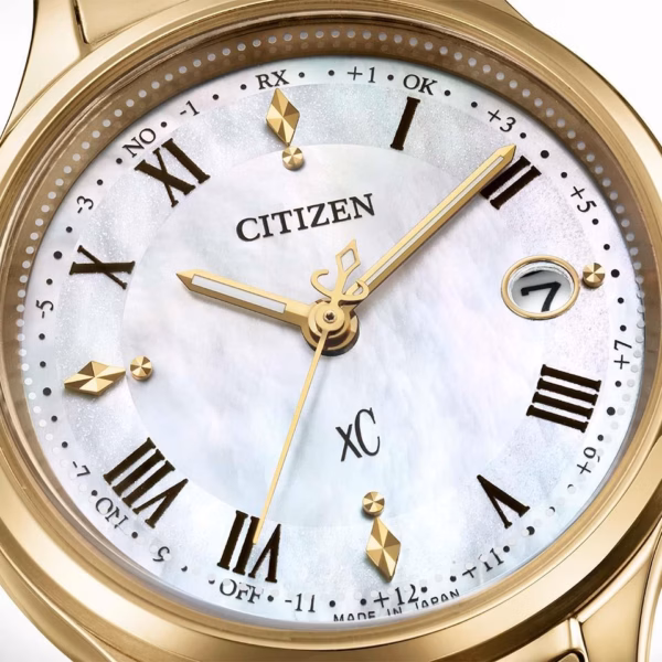 CITIZEN 星辰 xC hikari collection 光系列 琥珀金 光動能電波女錶 ES9492-57D：圖片 5