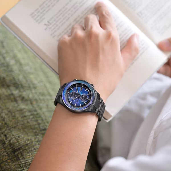 CITIZEN 星辰 ATTESA ACT Line 黑鈦系列 宇宙幻彩限量版 光動能全球電波時計錶 AT8314-53L：圖片 12