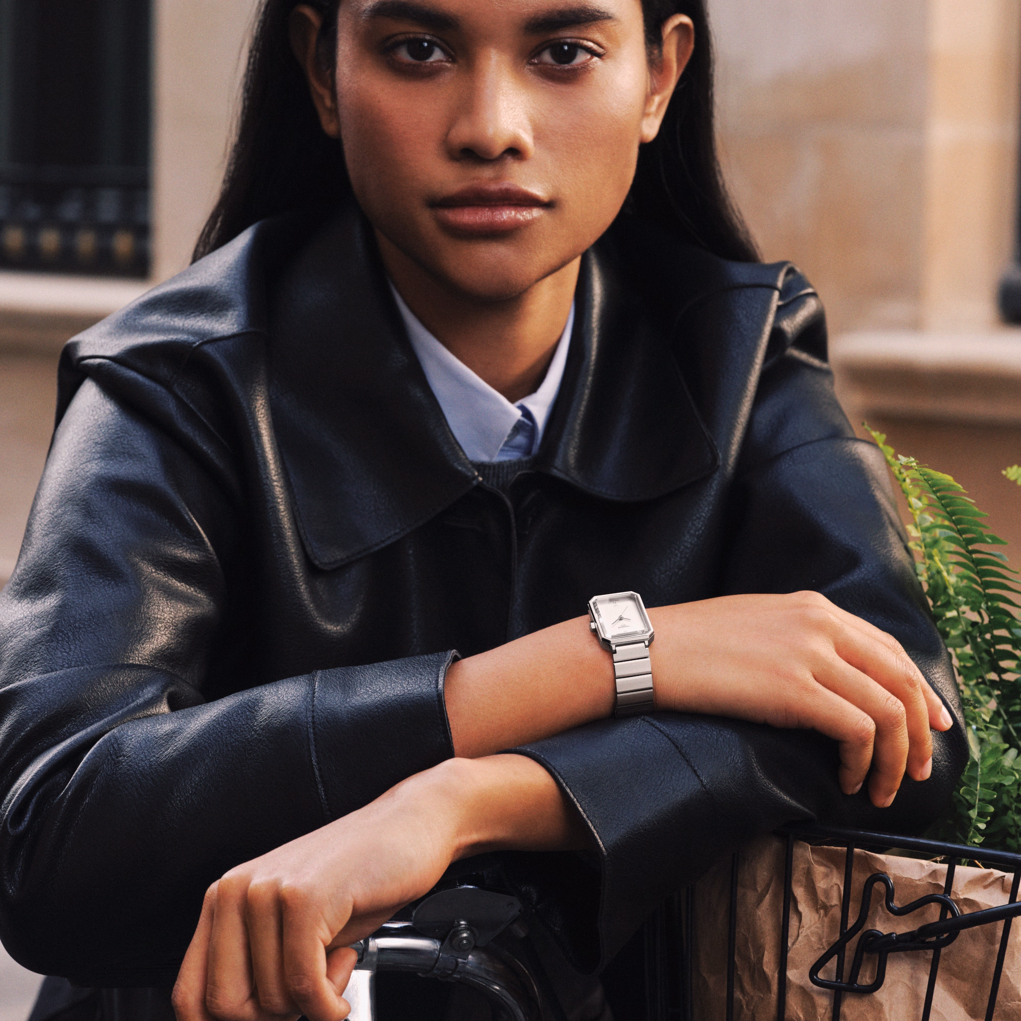 TISSOT 天梭 SRV 30mm 經典銀 方形女裝腕錶 T160.110.11.033.00