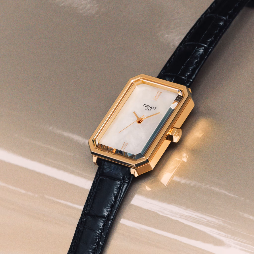TISSOT 天梭 SRV 30mm 玫瑰金 珍珠母貝 方形女裝腕錶 T160.110.36.113.00