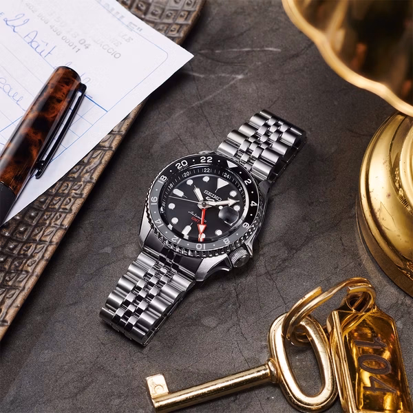 SEIKO 精工 5 Sports SSK001K1 SKX GMT系列 全黑機械錶 4R34-00A0D