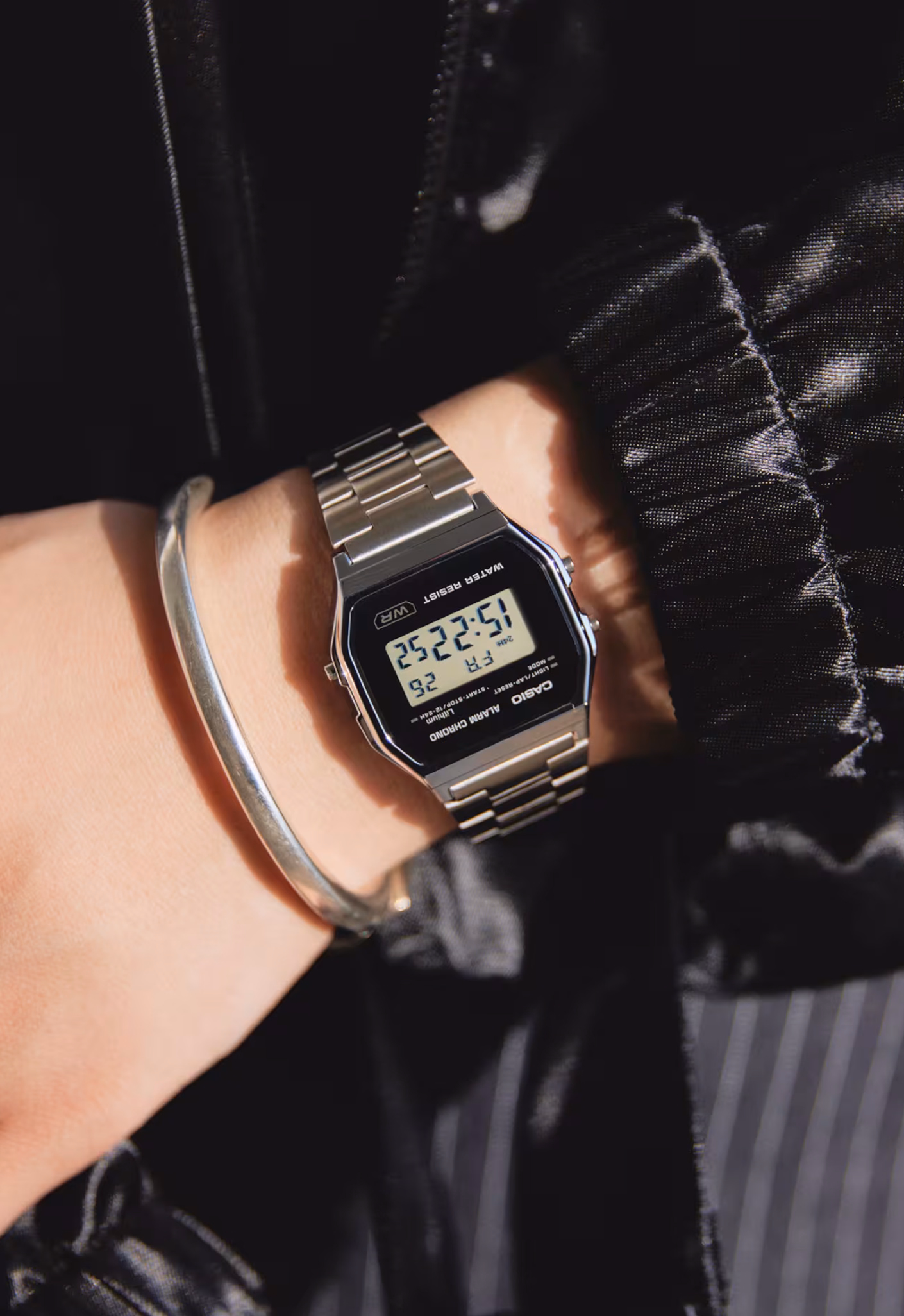 CASIO 卡西歐 A158WEA-1 黑色  復古方形腕錶：圖片 3