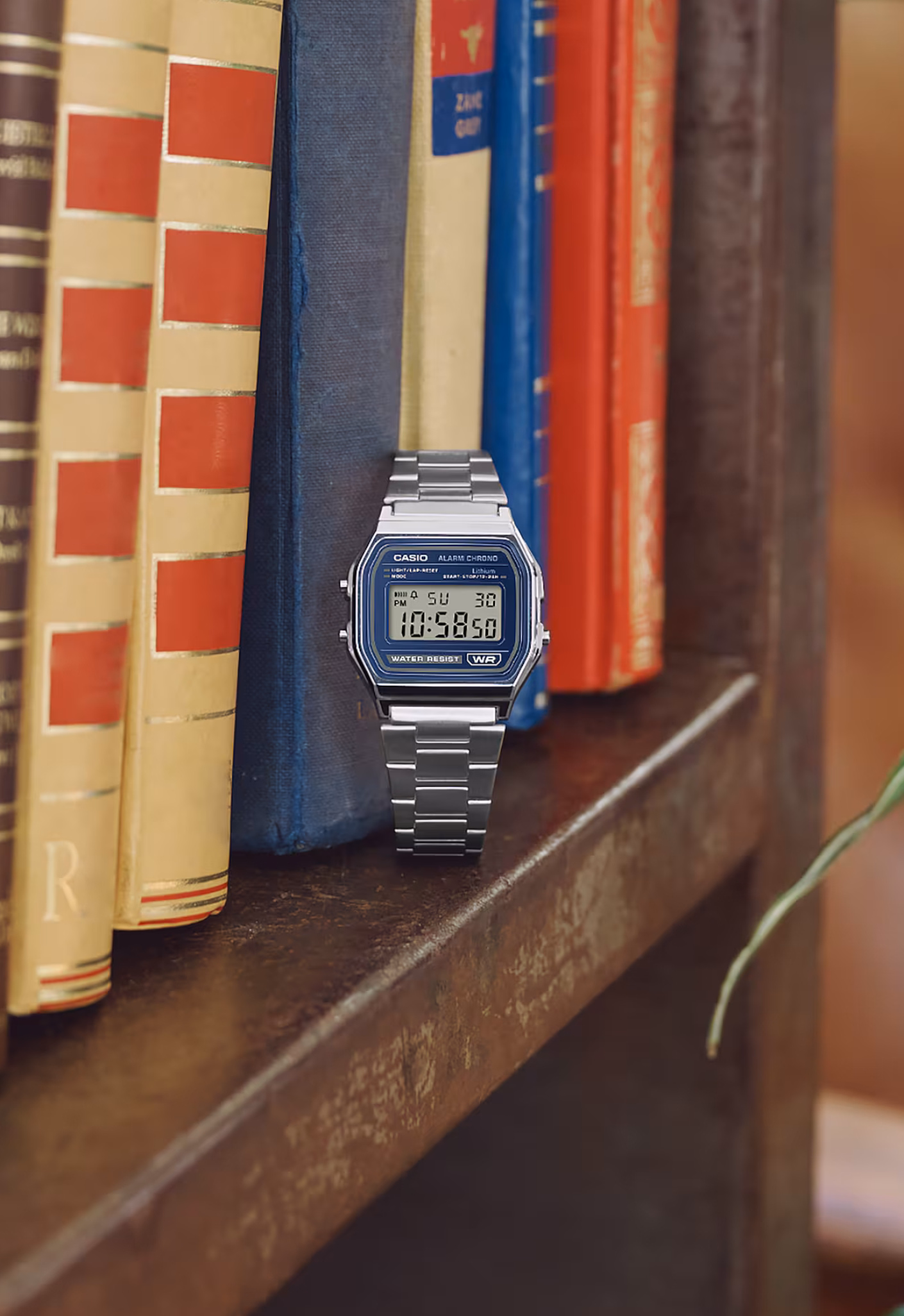 CASIO 卡西歐 A158WEA-2 藍色  復古方形腕錶：圖片 3