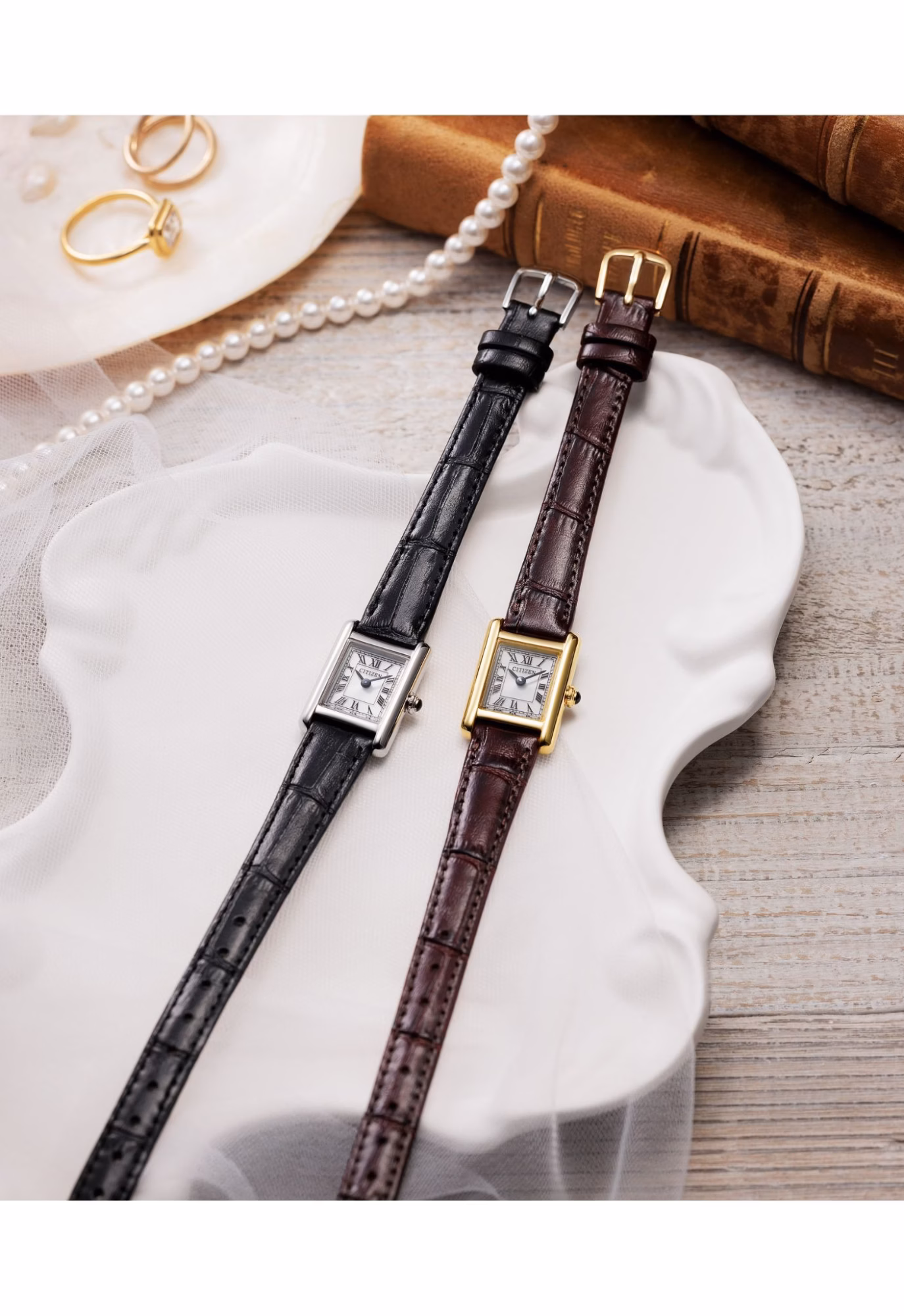 CITIZEN 星辰 LADY'S 方形復古 光動能女錶 EG2797-13A