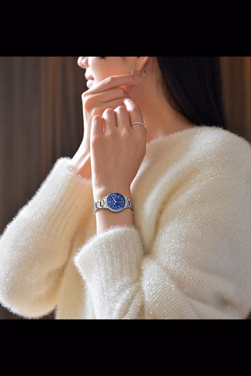 CITIZEN 星辰 xC DEAR Collection 冬日琉光列 限量光動能電波女錶 EC1160-71L