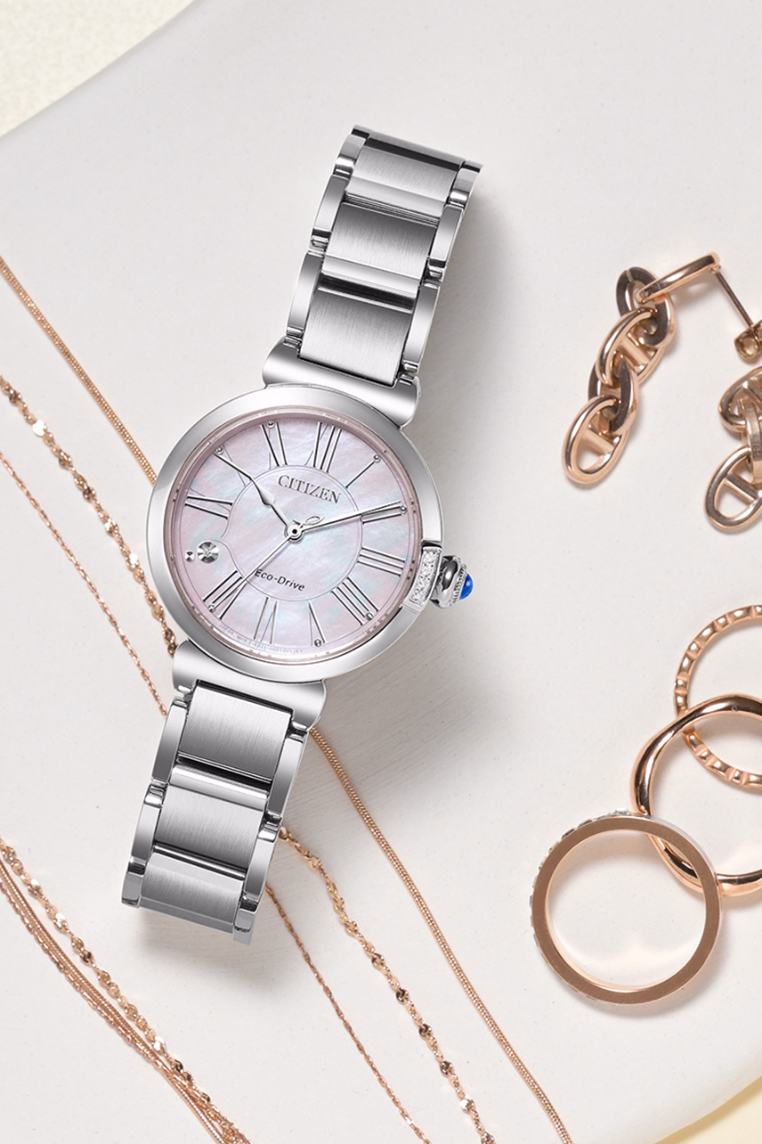 CITIZEN 星辰 L系列 白蝶貝光動能女錶 EM1060-87Y