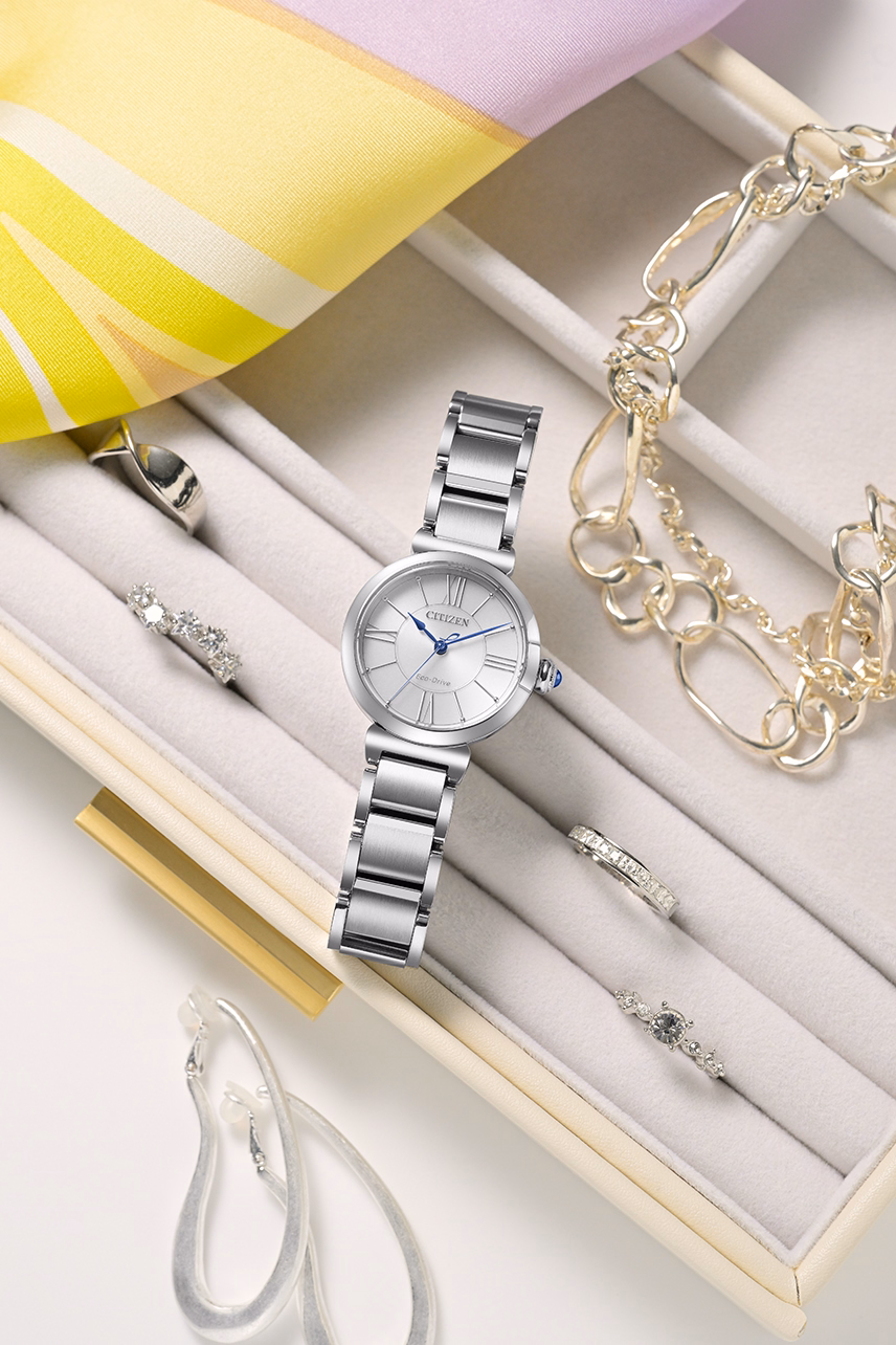 CITIZEN 星辰 L系列 優雅光動能女錶 EM1070-83A